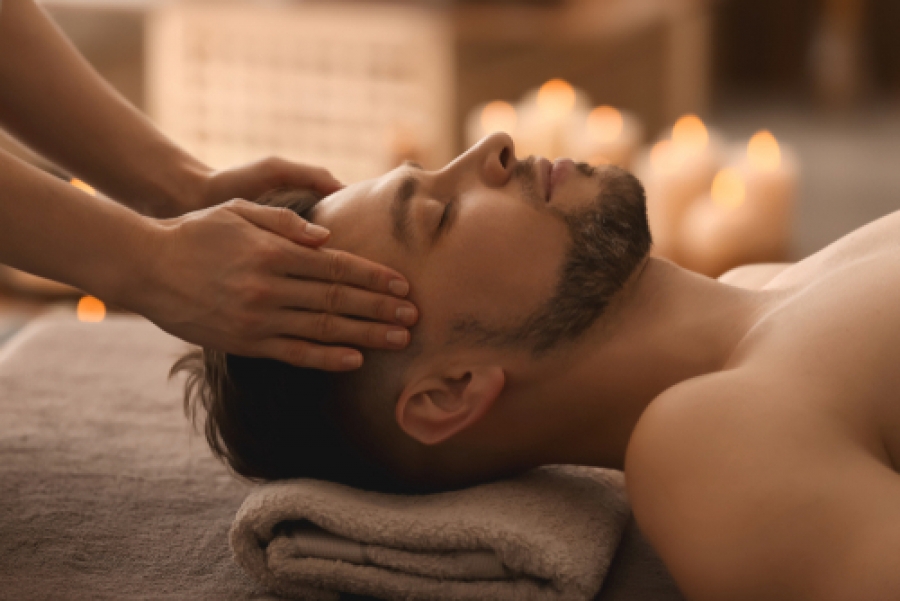 What Is Massage Therapy And 4 Major Benefits That It Offers